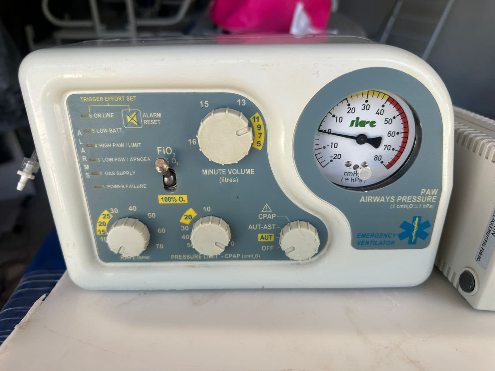 Ventilador de transporte para cuidado crítico